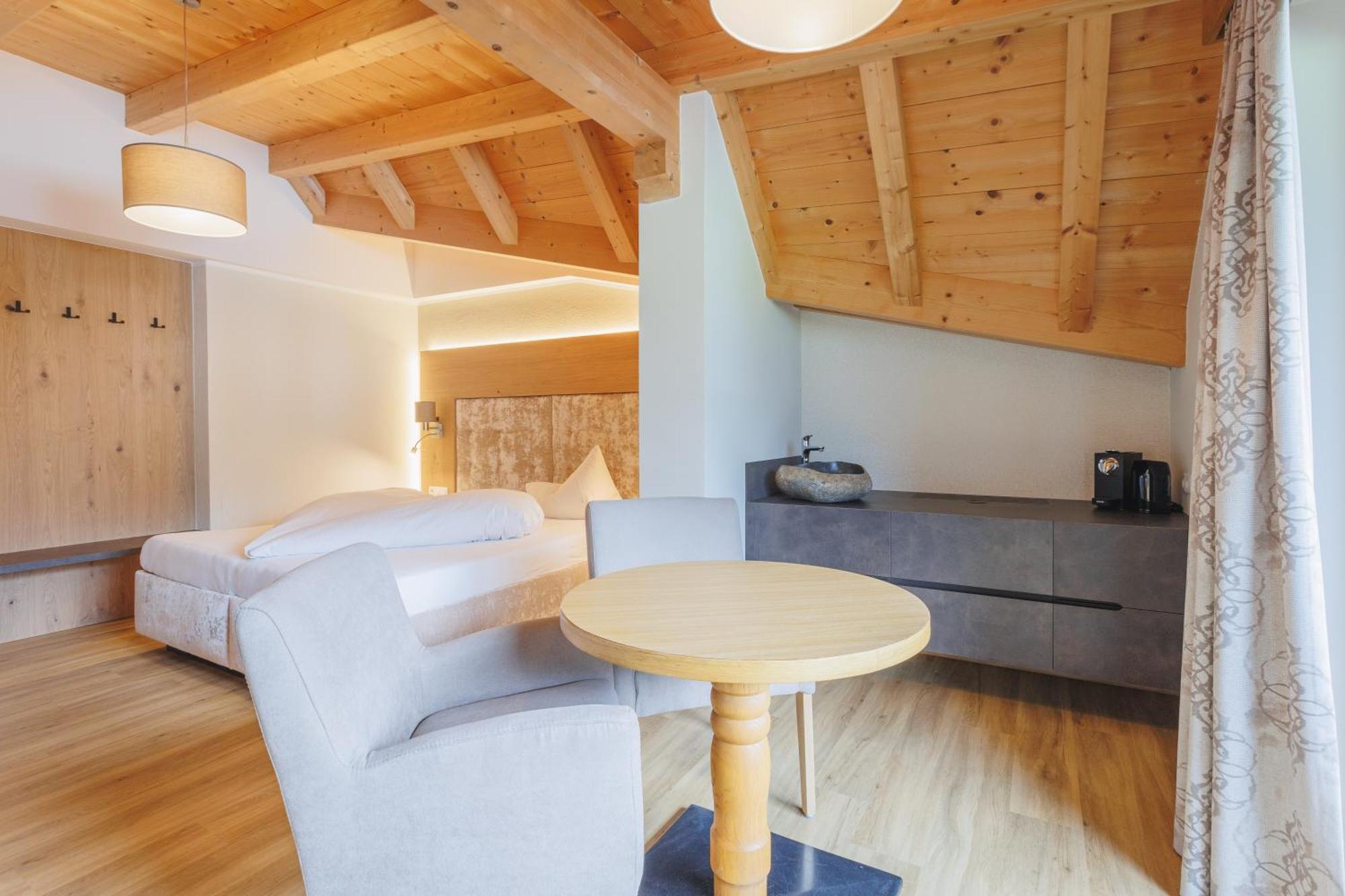 Jäger Aparthotel 3*